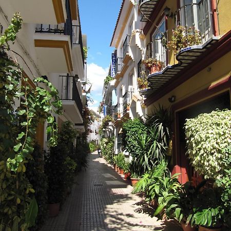 Hostal La Pilarica 마르베야 외부 사진
