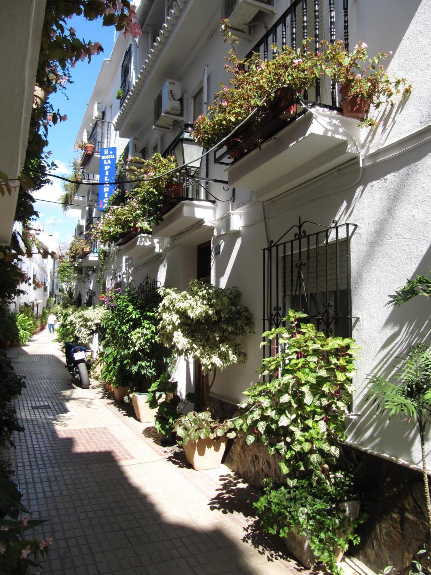Hostal La Pilarica 마르베야 외부 사진