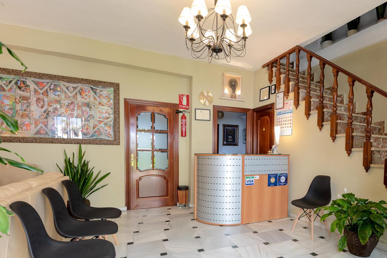 Hostal La Pilarica 마르베야 외부 사진