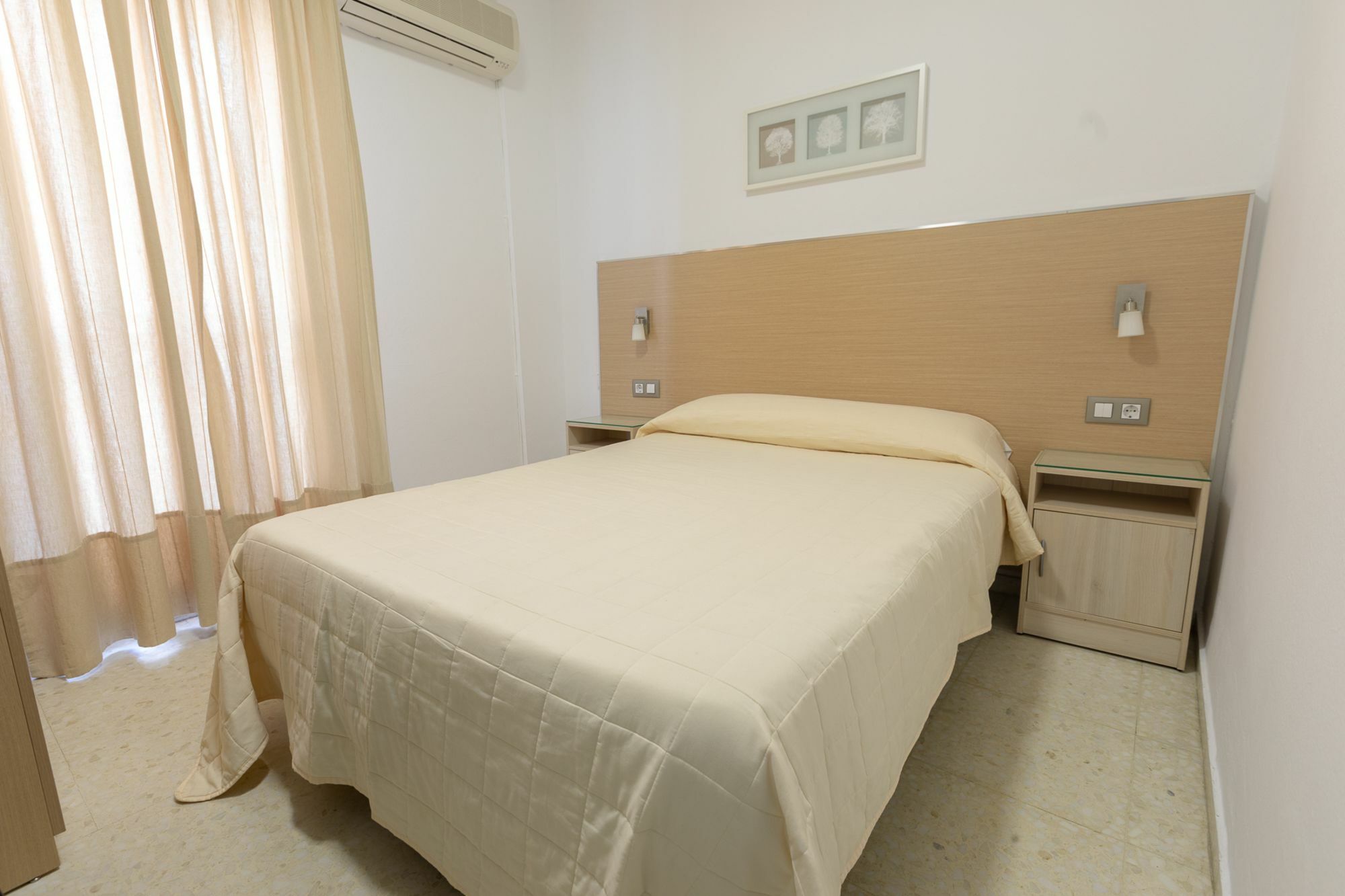 Hostal La Pilarica 마르베야 외부 사진