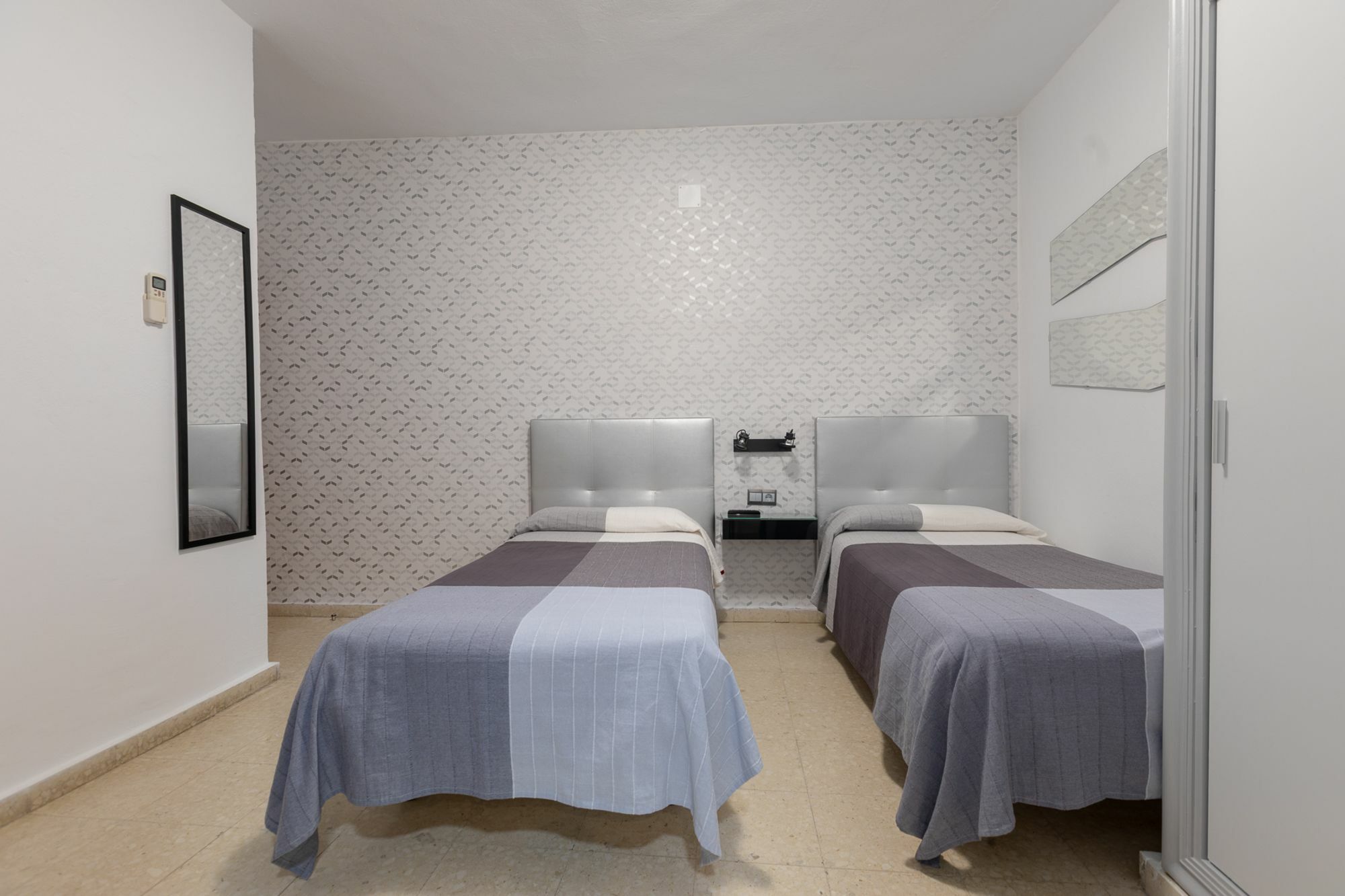 Hostal La Pilarica 마르베야 외부 사진